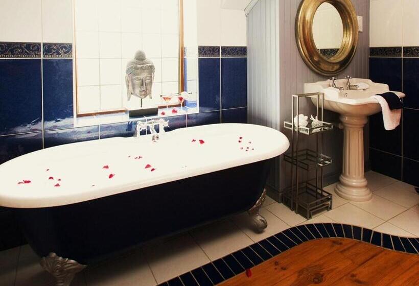 اتاق استاندارد با تخت بزرگ, Blackwell House