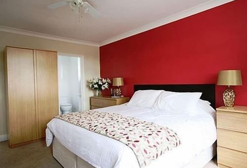 اتاق استاندارد, Dunmow Guesthouse