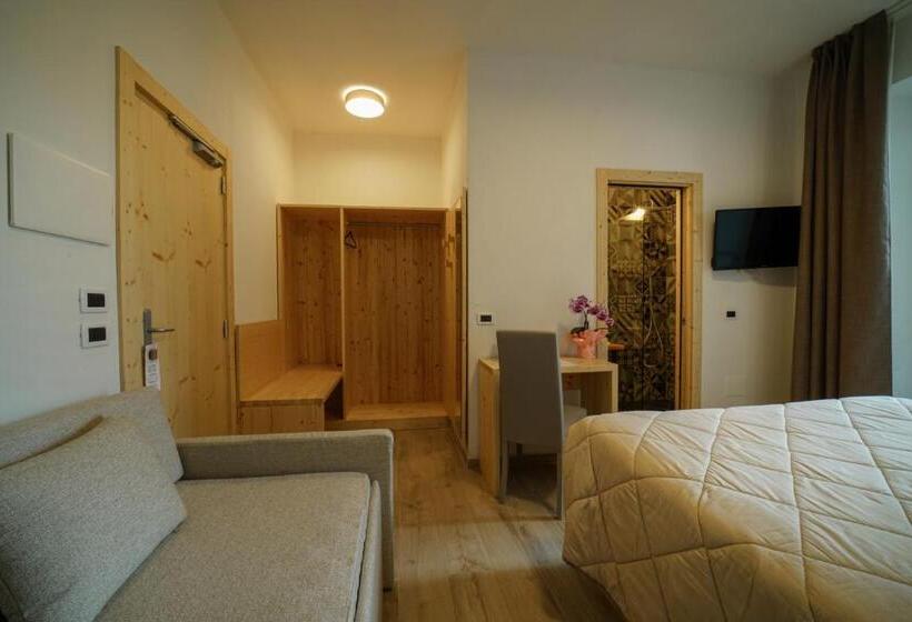 اتاق استاندارد سه نفره, Gh Hotel Monzoni