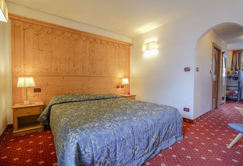 اتاق کلاسیک چهارنفره, Gh Hotel Monzoni