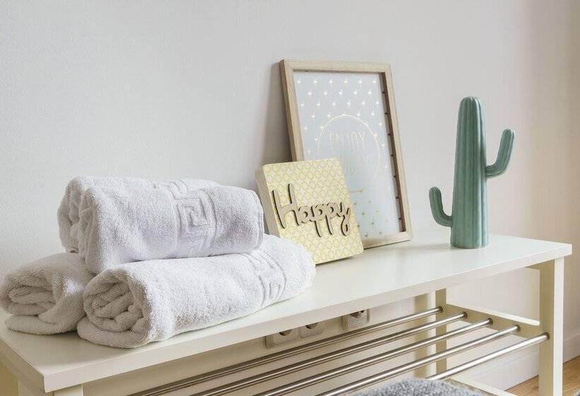 اتاق استاندارد با بالکن, Bypillow House