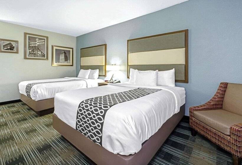 اتاق استاندارد با 2 تخت دوبل, La Quinta Inn & Suites By Wyndham Guthrie