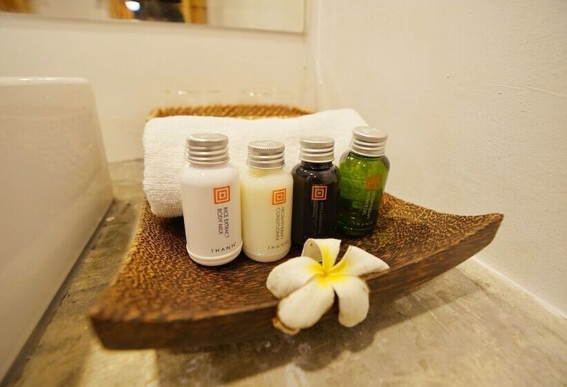 بانگلوی استاندارد, Lubee Chiang Mai