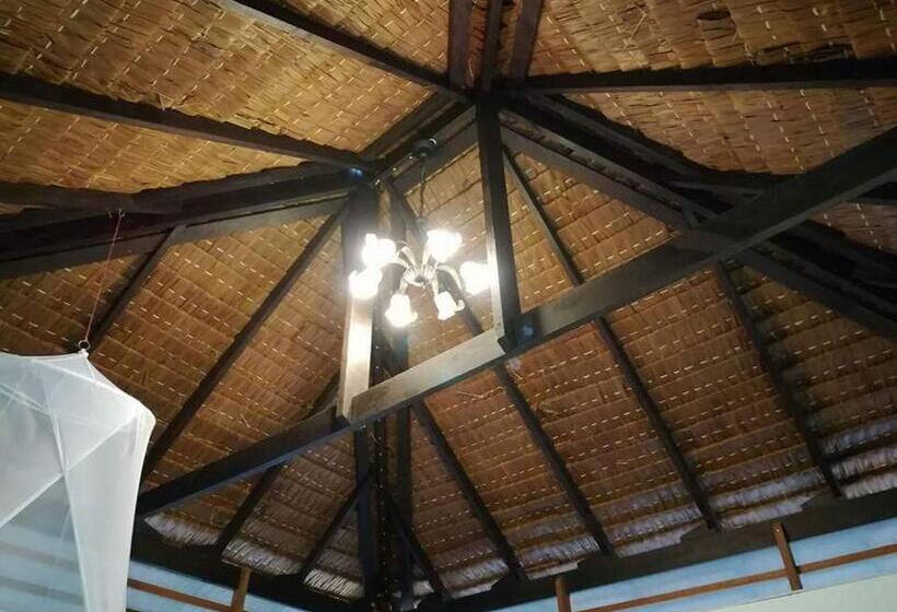 اتاق استاندارد با چشم‌انداز باغ, Cashew Nut Bungalow, Ko Mook
