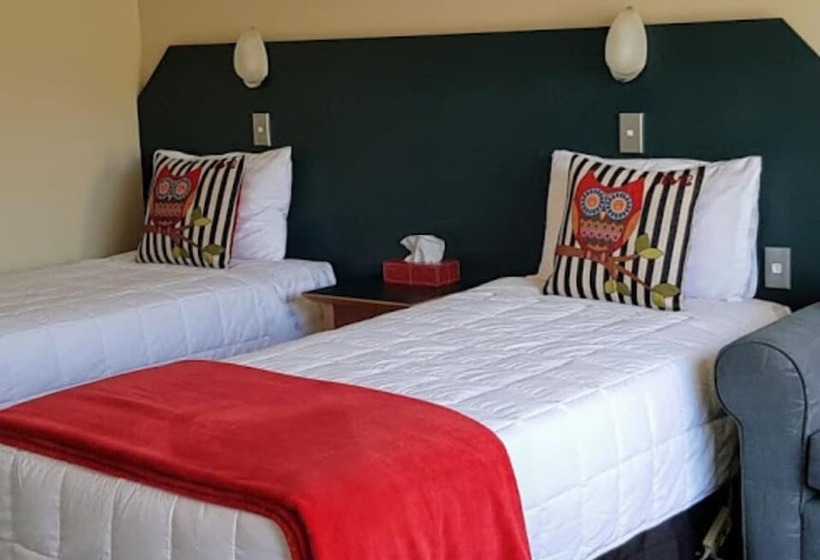 استودیوی استاندارد, Aspen Lodge Motel