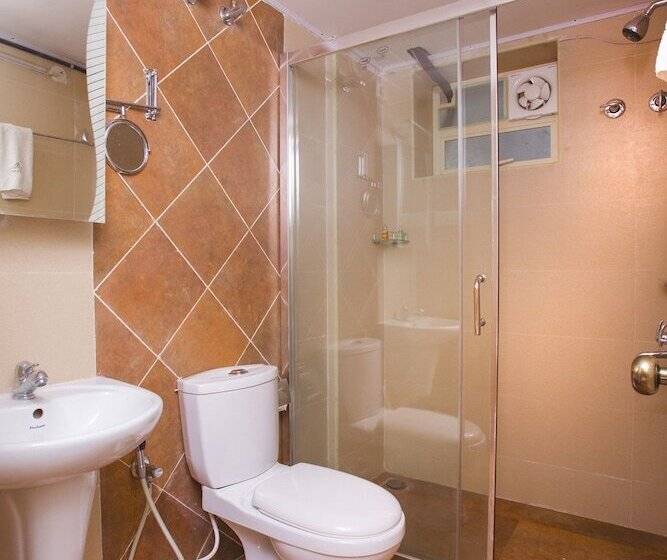 3 Bedroom Premium Apartment, Atlas Airport Hotel Apartment