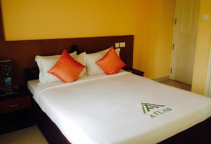 3 Bedroom Premium Apartment, Atlas Airport Hotel Apartment
