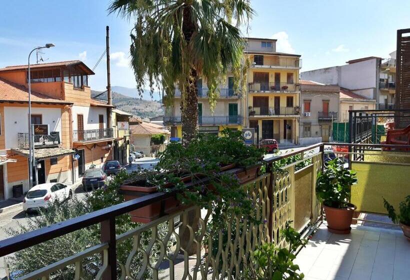 اتاق استاندارد چهار تخته, Bed & Breakfast Oleaster