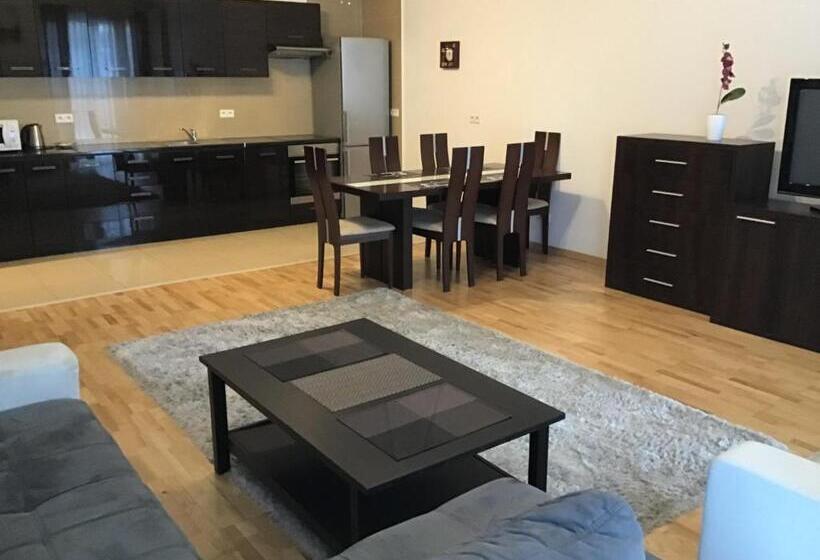 آپارتمان 1 خوابه, Chopin Apartments   Platinum Towers