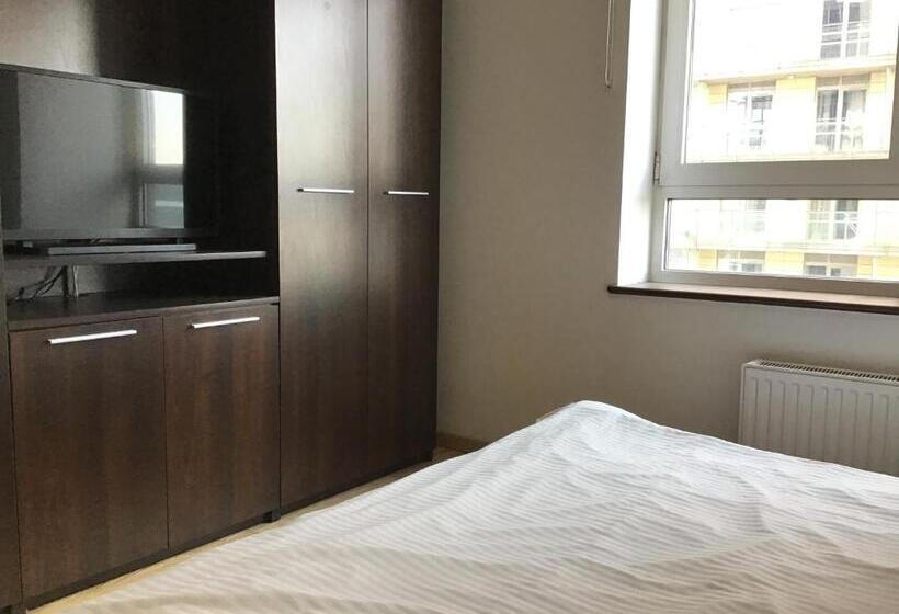 آپارتمان 1 خوابه, Chopin Apartments   Platinum Towers