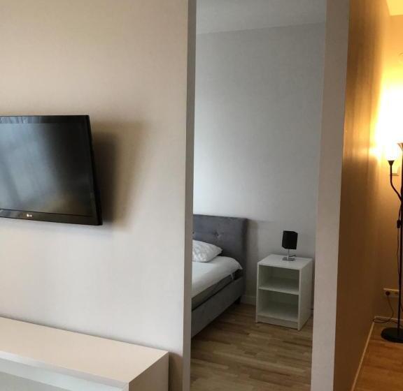 آپارتمان 2 خوابه, Chopin Apartments   Platinum Towers