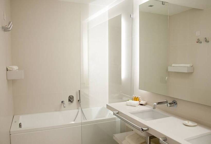 سوییت خانوادگی, Domotel Kastri