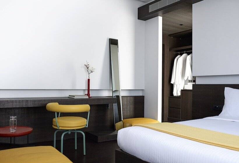 سوییت خانوادگی, Domotel Kastri