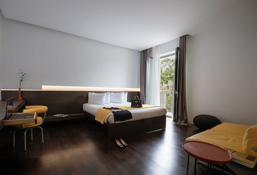 اتاق اجرایی, Domotel Kastri