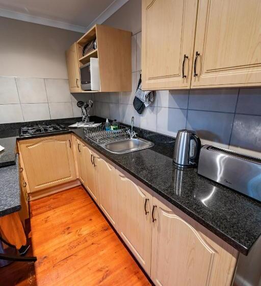 کلبه ییلاقی, Gooderson Knysna Chalets