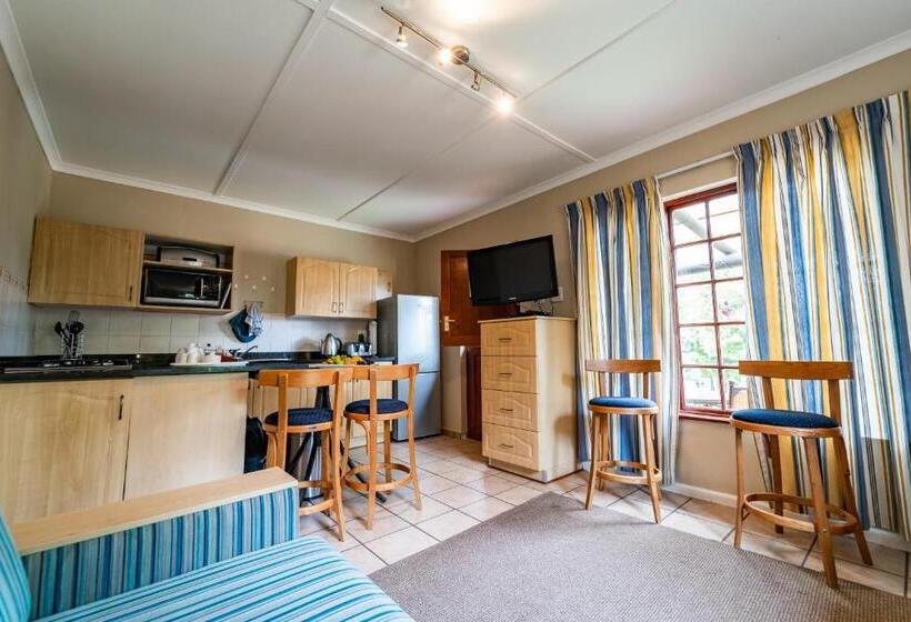 کلبه ییلاقی, Gooderson Knysna Chalets
