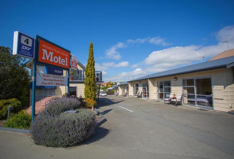 استودیوی استاندارد, The Coast Motel