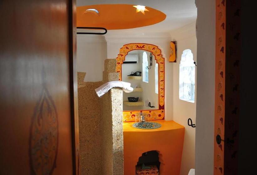 Deluxe Suite Sea View, Al Alba Hammam & Restaurant
