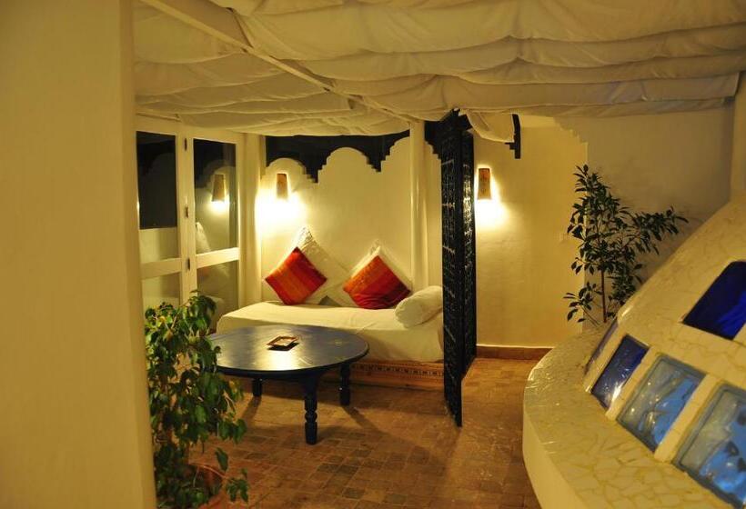 Deluxe Suite Sea View, Al Alba Hammam & Restaurant