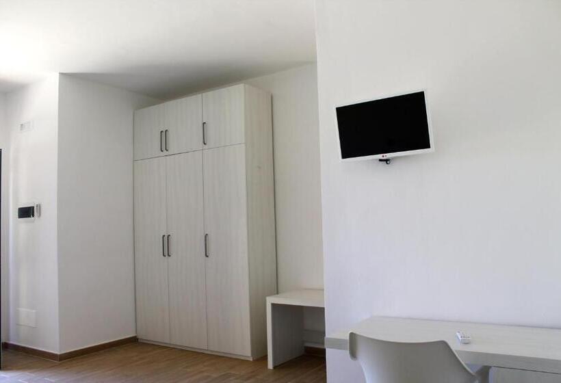 اتاق استاندارد سه نفره, Residence Altair   Serra Degli Alimini
