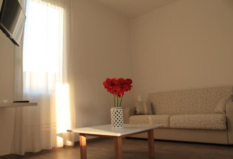 سوییت, Residence Altair   Serra Degli Alimini