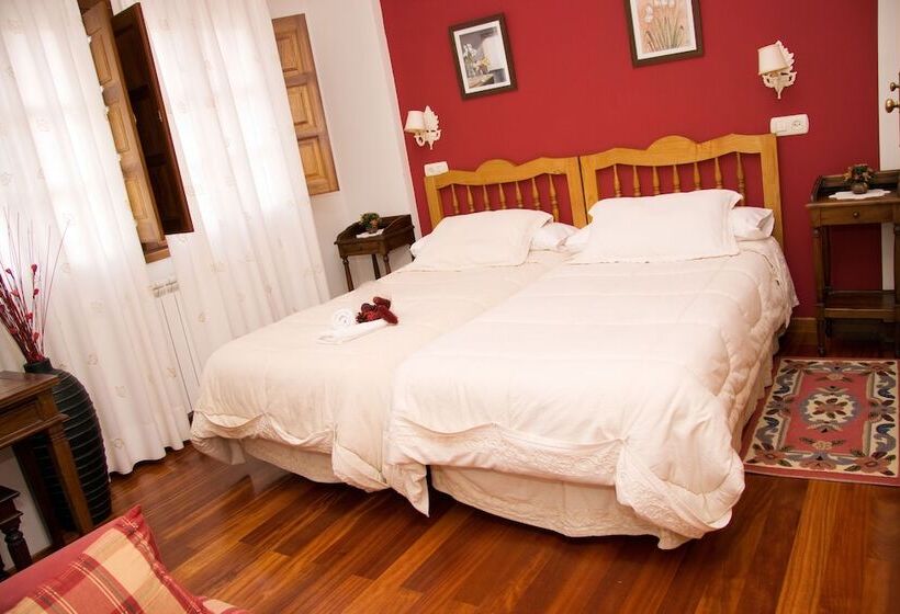 اتاق استاندارد با چشم‌انداز دریا, Astur Regal