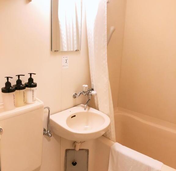 اتاق استاندارد سه نفره, Business Hotel Sunpu
