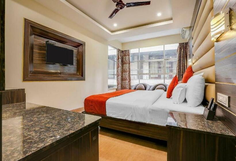 اتاق لوکس, Grandeur De Sanchi  Luxury Beach Resort & Spa