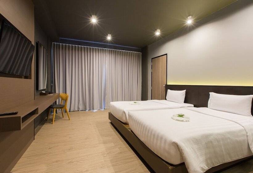 اتاق لوکس, Maya Phuket Airport Hotel Naiyang Beach