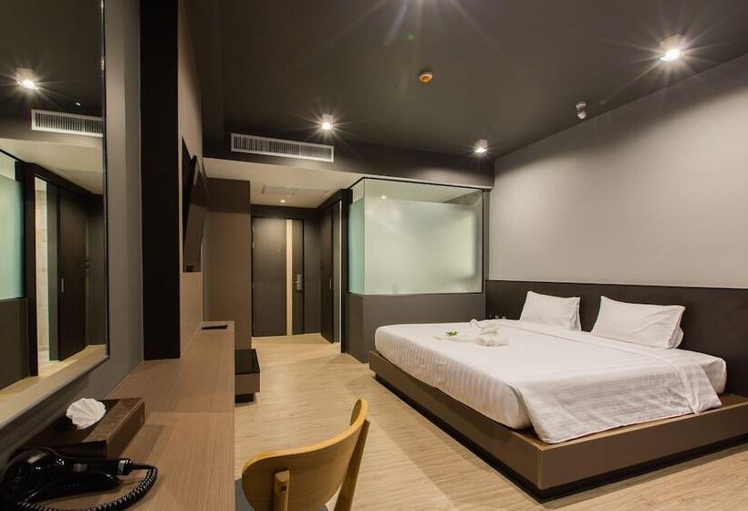 اتاق لوکس, Maya Phuket Airport Hotel Naiyang Beach