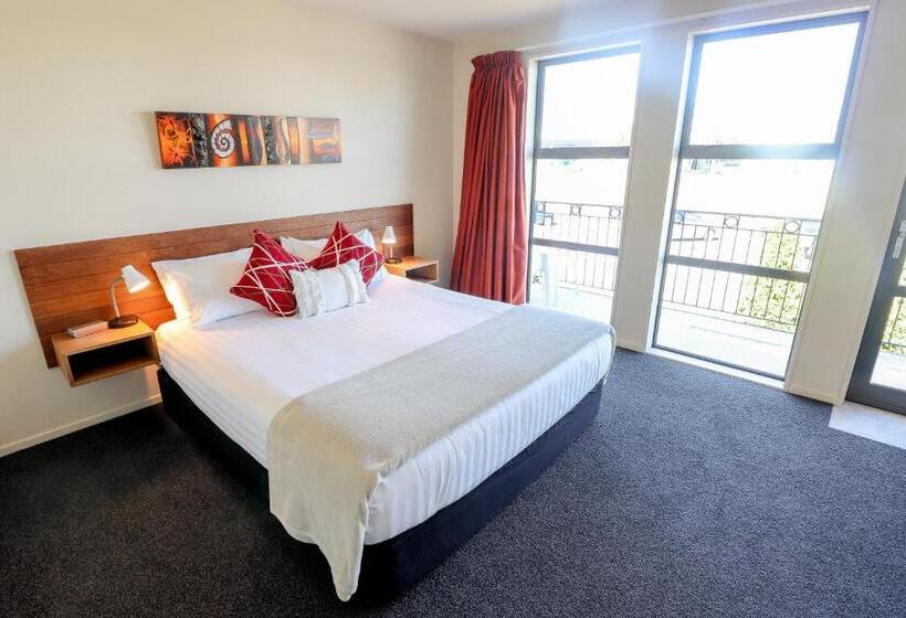 آپارتمان مدیریتی 2 خوابه, Coleraine Suites & Apartments