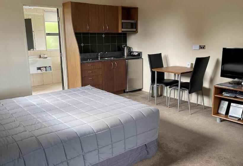 استودیو اجرایی, Coleraine Suites & Apartments