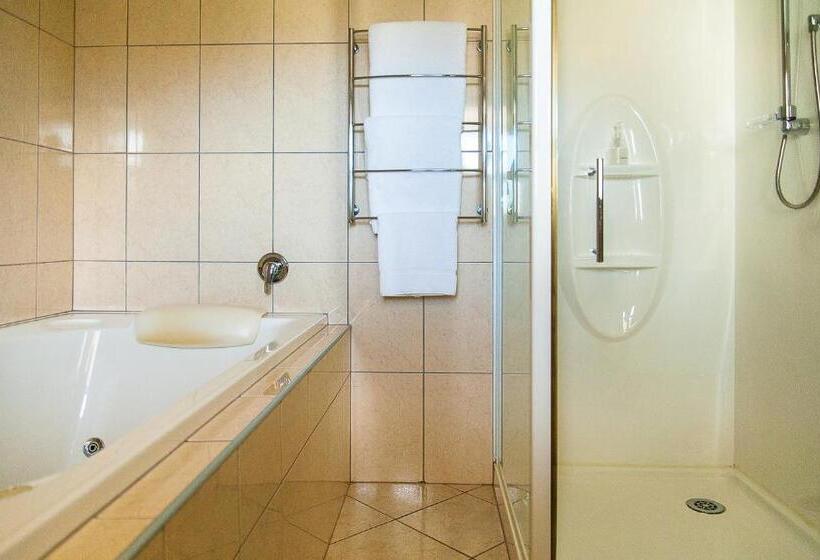 آپارتمان اجرایی 1 خوابه, Coleraine Suites & Apartments