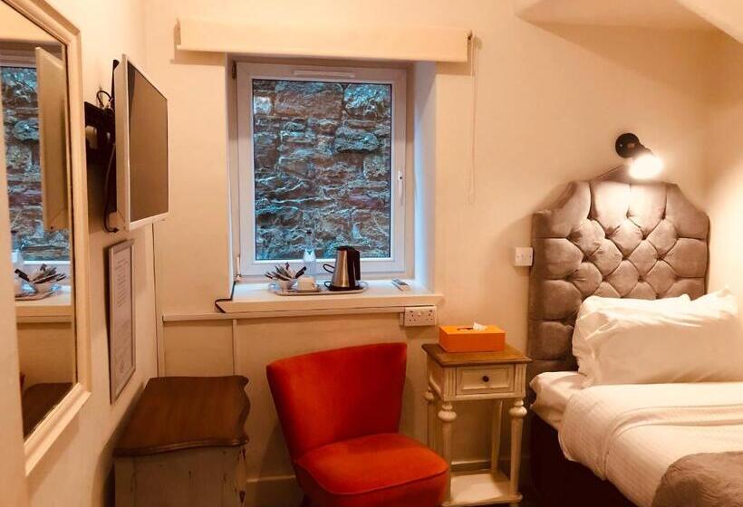 اتاق استاندارد یک نفره, Allison House 16