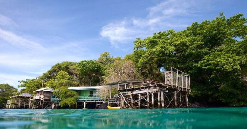 اتاق استاندارد با چشم‌انداز دریاچه, Lusia's Lagoon Chalets