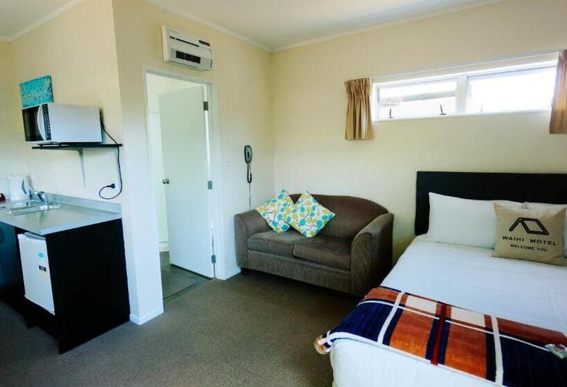 استودیوی استاندارد, Waihi Motel