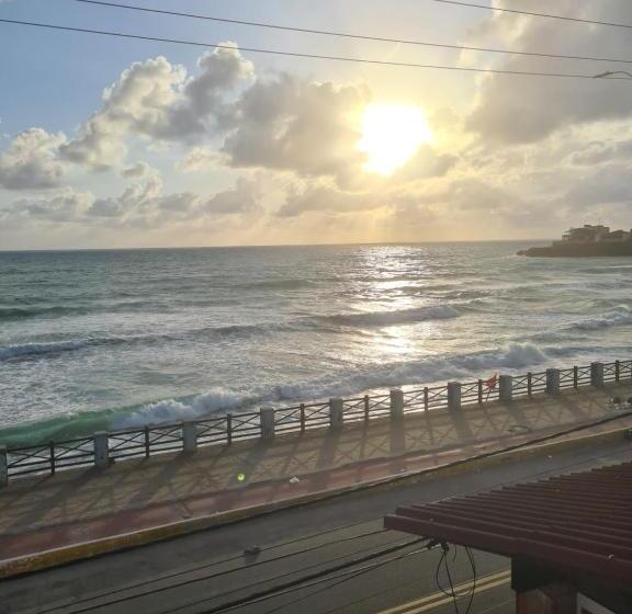 اتاق استاندارد یک نفره, Beira Mar