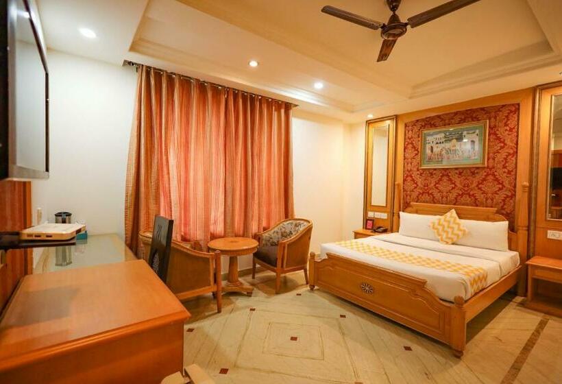 اتاق استاندارد با تخت بزرگ, Maru Casa