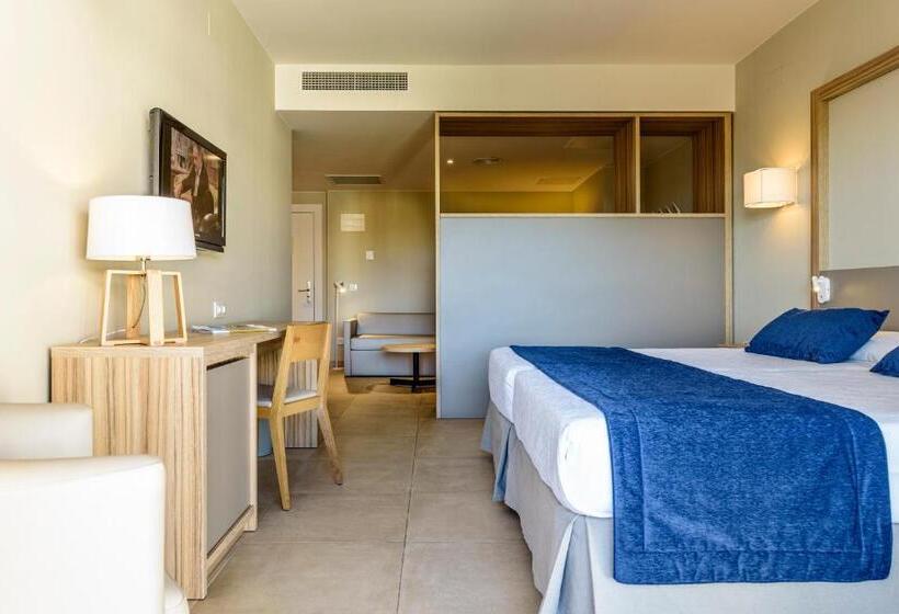 سوییت جونیور, Estival Park Almaris