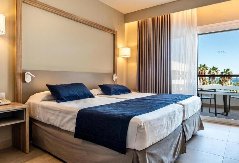 سوییت جونیور, Estival Park Almaris