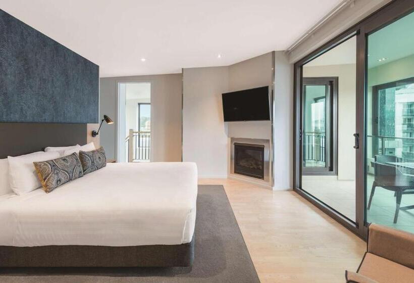 1 Bedroom Penthouse Apartment, Adina Apartment Hotel Auckland Britomart