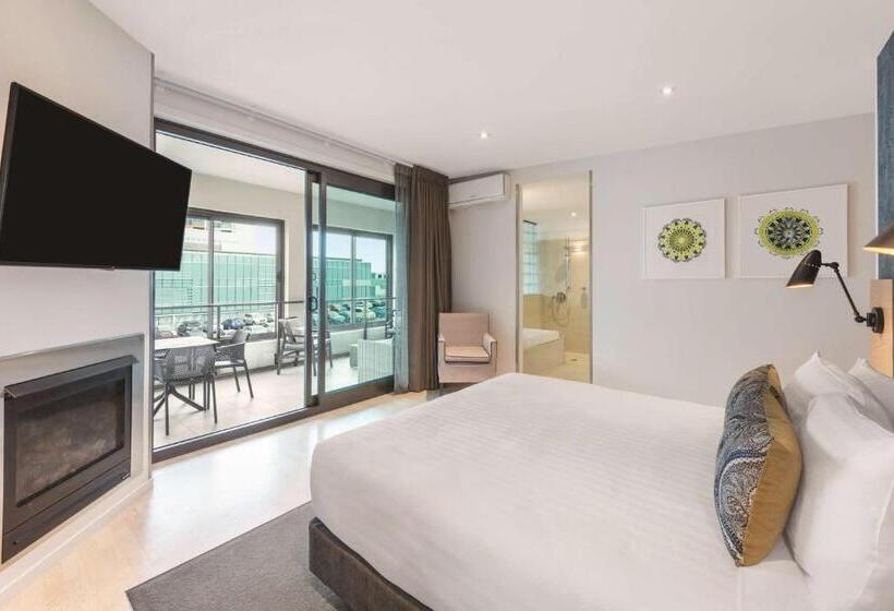 1 Bedroom Penthouse Apartment, Adina Apartment Hotel Auckland Britomart