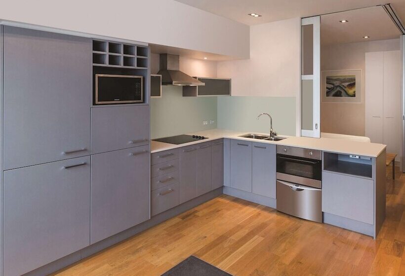 استودیوی پریمیوم, Adina Apartment Hotel Auckland Britomart