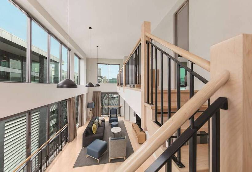 1 Bedroom Penthouse Apartment, Adina Apartment Hotel Auckland Britomart