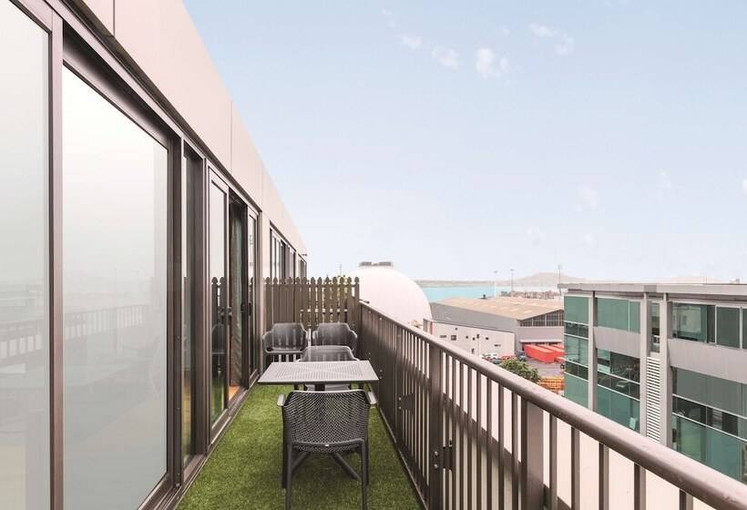 2 Bedroom Premium Apartment, Adina Apartment Hotel Auckland Britomart