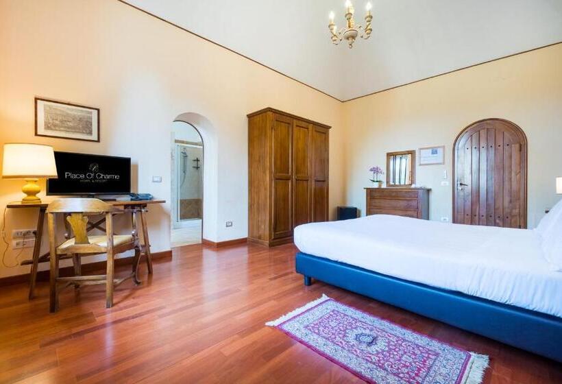اتاق لوکس, Certosa Di Pontignano Residenza D'epoca