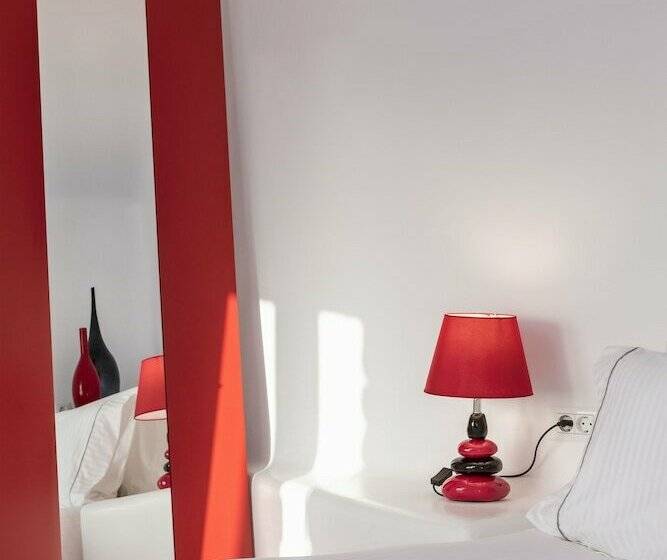 سوییت جونیور با چشم‌انداز دریا, Colours Of Mykonos