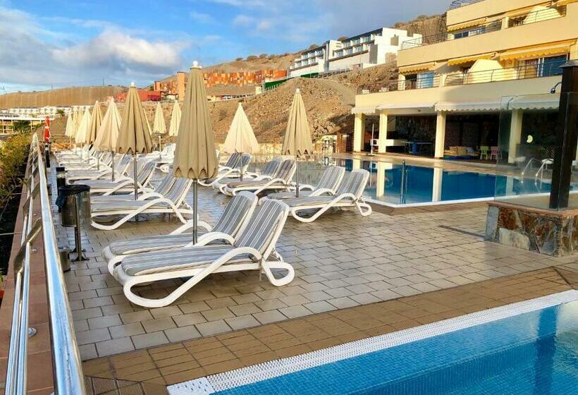 2 Bedroom Apartment Sea View, Holiday Club Sol Amadores