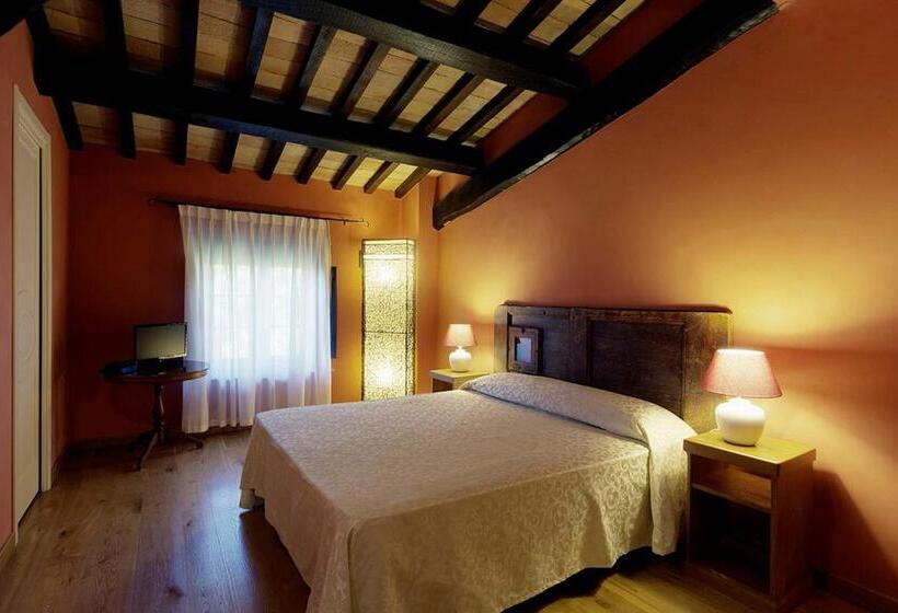 اتاق لوکس, Castello Di Baccaresca