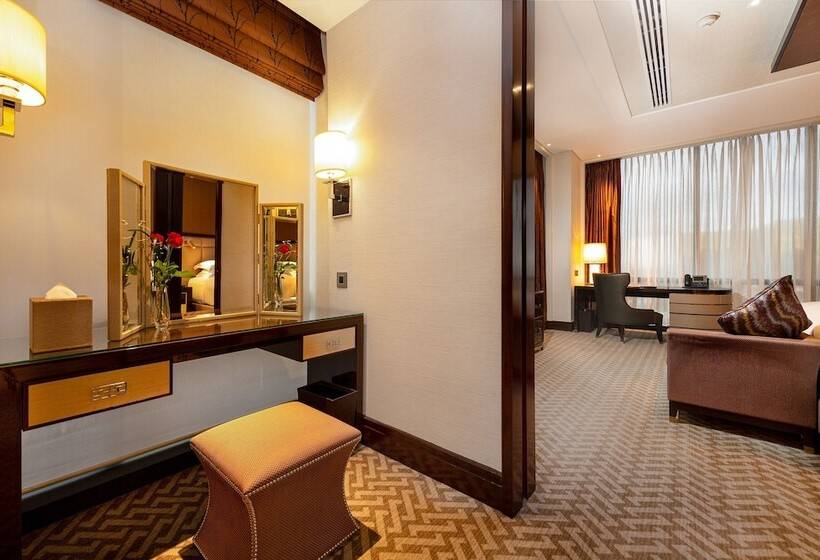 سوئیت پریمیوم, City Of Dreams   Nüwa Manila